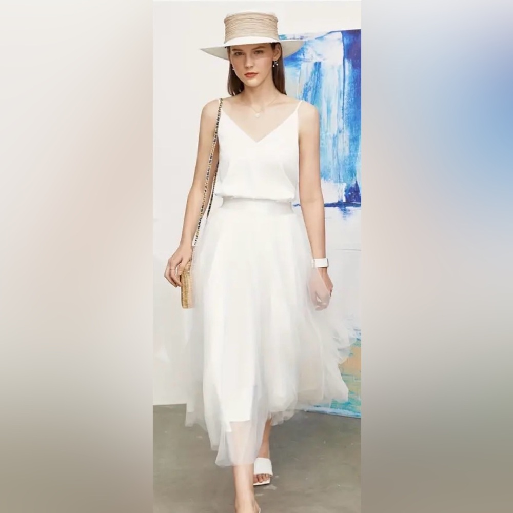 White Satin Tank Top | V-Neck Silk Camisole Spaghetti Strap | XL | New - Picture 4 of 5